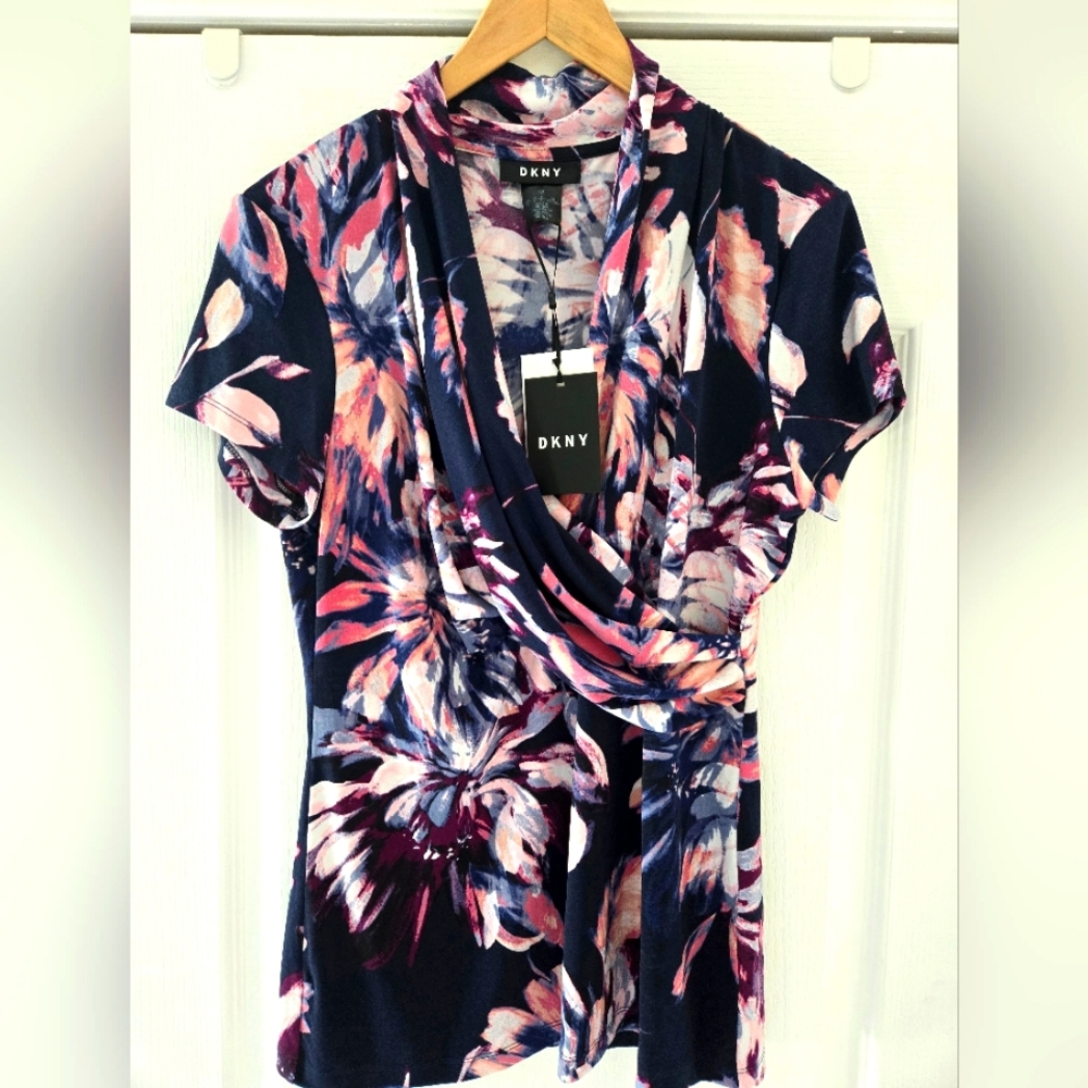 NWT DKNY Faux Wrap Top size L